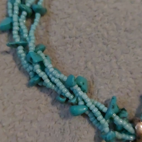 Turquoise beaded cross necklace - Picture 4 of 4